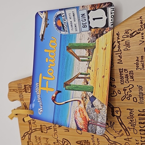 NEW Totally Bamboo Shaped State of Florida Wooden Cutting Board Charcuterie Gift - Picture 3 of 7